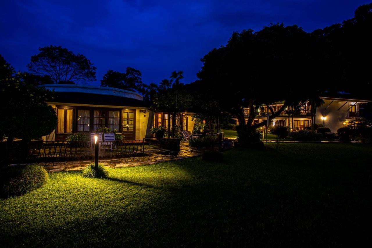 Fish Tail Lodge Pokhara Exterior foto