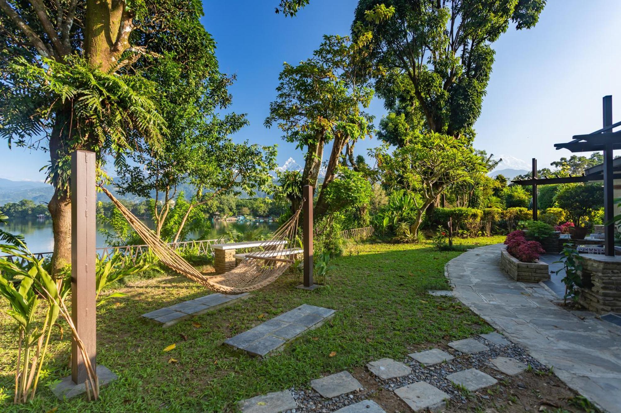 Fish Tail Lodge Pokhara Exterior foto
